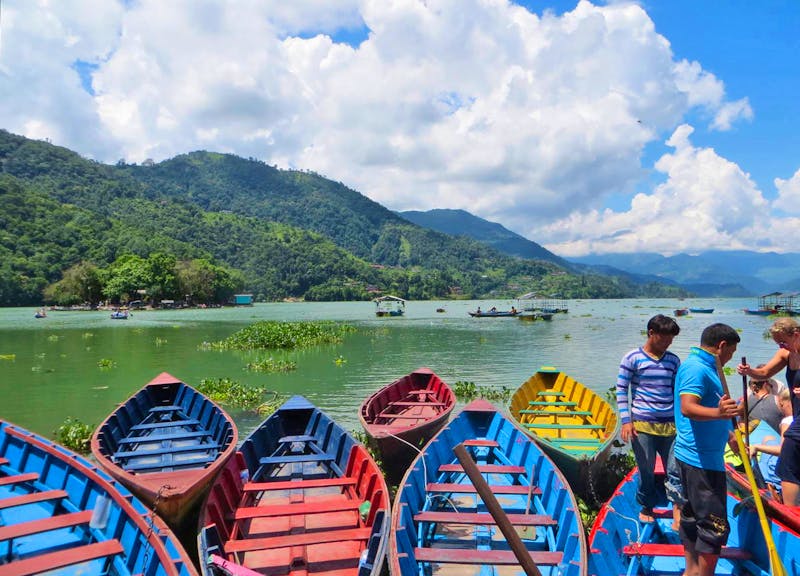 Phewa-See bei Pokhara in Nepal - ©Annette Weise - Eberhardt TRAVEL