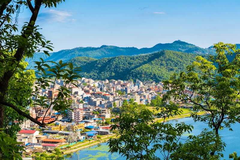 Pokhara am Pheva-See in Nepal  - ©Dzianis Rakhuba - stock.adobe.com