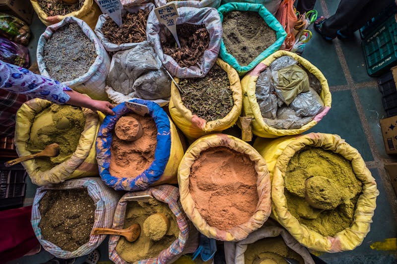 Gewürze auf dem Markt in Thimphu - Bhutan - ©Yann - stock.adobe.com