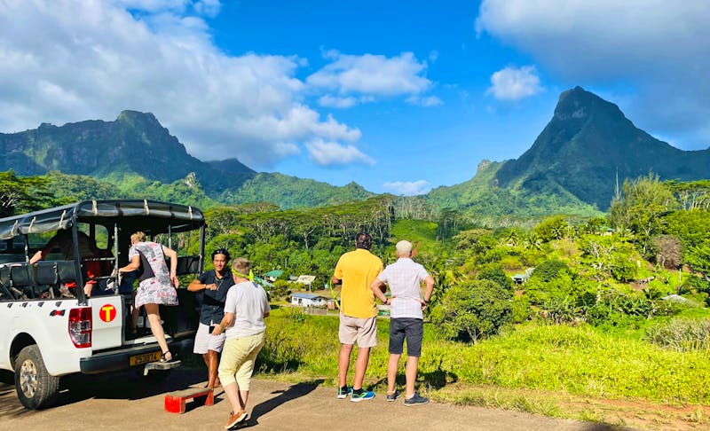Inselrundfahrt mit Jeeps auf Moorea  - ©Jacob Spangenberg - Eberhardt TRAVEL