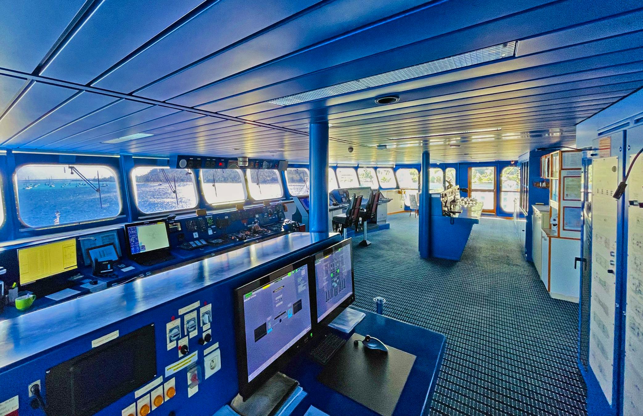 Brücke der MS Paul Gauguin&nbsp;&ndash;&nbsp;&copy;&nbsp;Jacob Spangenberg - Eberhardt TRAVEL