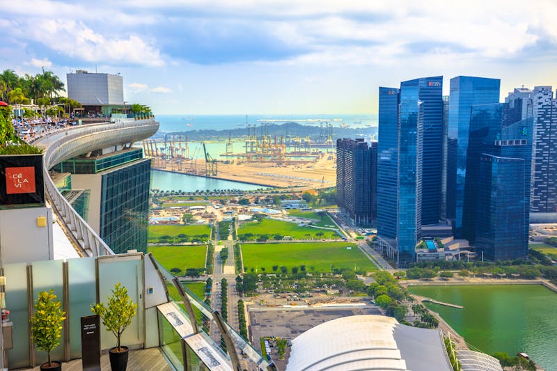 Marina Bay Sands Hotel, Singapur - Aussichtsdeck des Hotels - ©bennymarty - stock.adobe.com