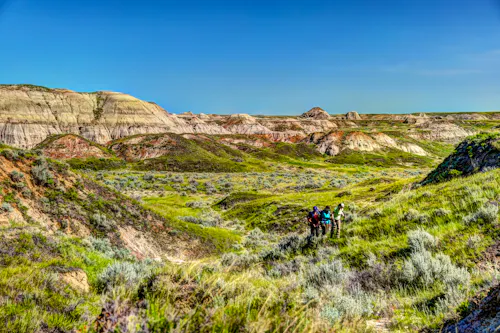 Prähistorische Landschaft in den Alberta Badlands &ndash; &copy; Torval Mork - stock.adobe.com