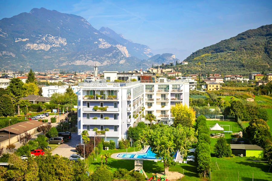Ambassador Suite Hotel in Riva del Garda – © Ambassador Suite Hotel