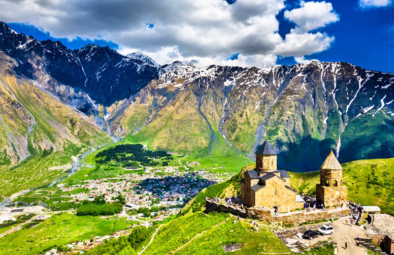 Gergeti-Kirche im Kaukasus - ©Leonid Andronov - stock.adobe.com