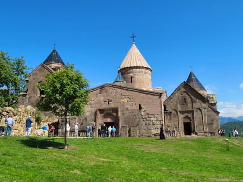 Besichtigung des Klosters Goshavank in Armenien &ndash; &copy; Jürgen Schmeißer - Eberhardt TRAVEL