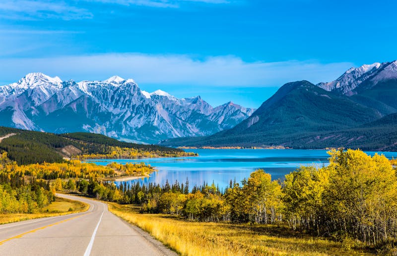 Abraham Lake in den kanadischen Rocky Mountains - ©Kushnirov Avraham - stock.adobe.