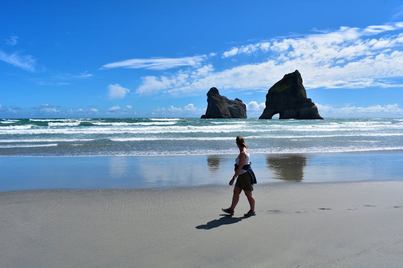 Wharariki Beach in Neuseeland - ©Graham - stock.adobe.com