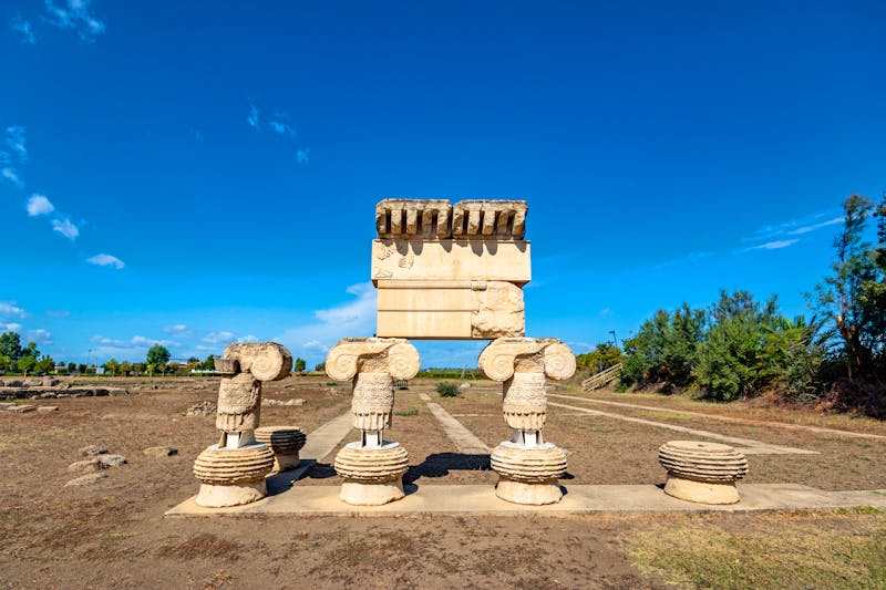 Reste des Apollo-Tempels in der Ausgrabungsstätte Metaponto  - ©Giuma - stock.adobe.com