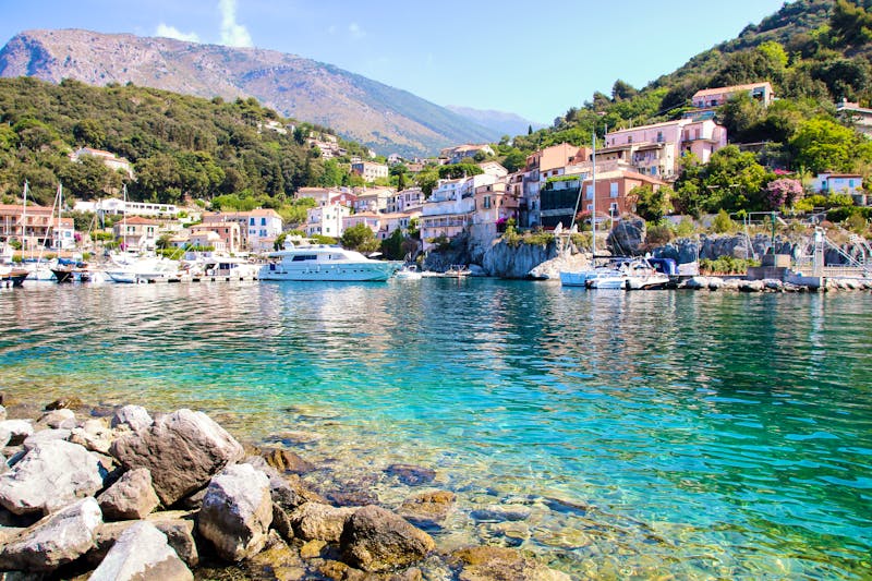 Am Hafen von Maratea am Tyrrhenischen Meer - ©laudibi - stock.adobe.com