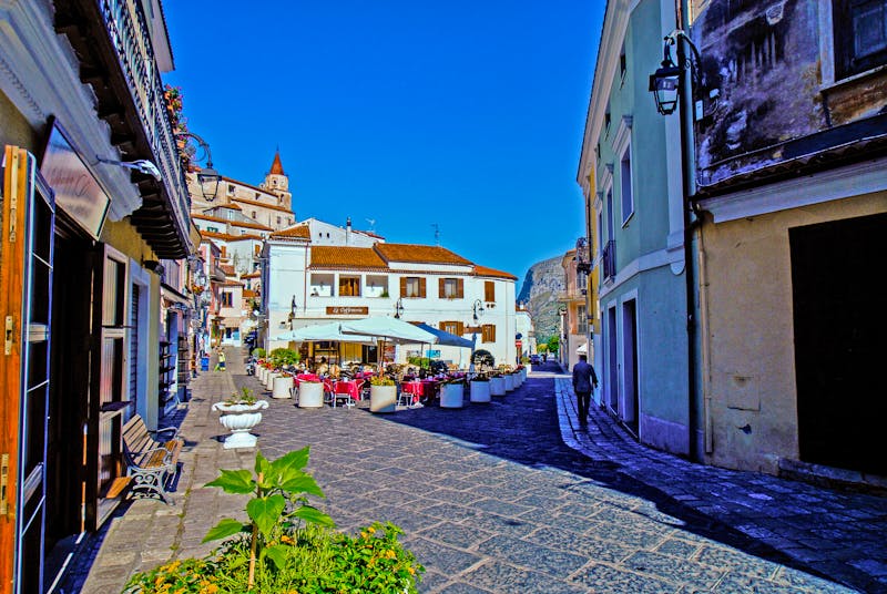Stadtbummel in Maratea - ©Angelo Calvino - stock.adobe.com