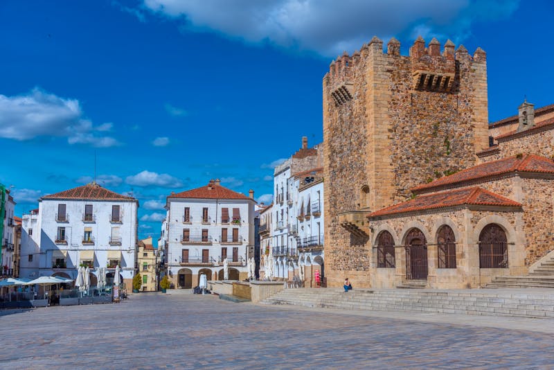 Torre de Bujaco am Plaza Mayor in Caceres - ©dudlajzov - stock.adobe.com