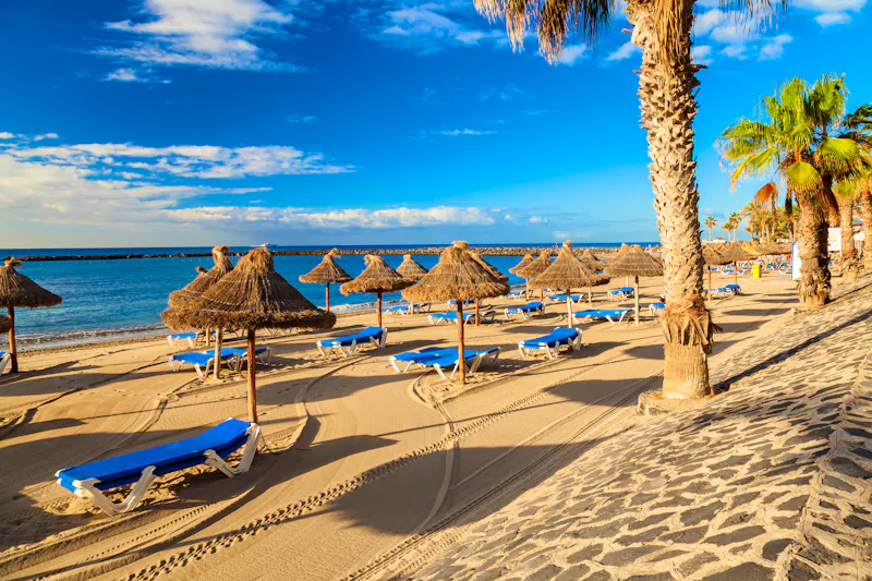 Strand von Los Cristianos auf Teneriffa - &copy;lorenzobovi - stock.adobe.com