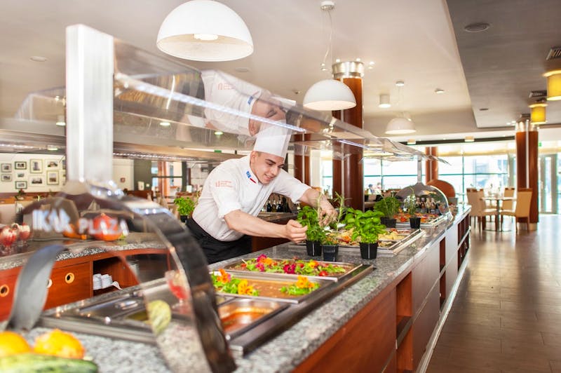 Buffetrestaurant im Ikar Plaza – ©Idea Spa Travel