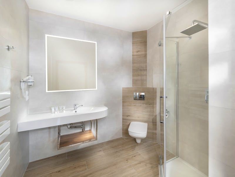 Beispiel Badezimmer im Hotel Olymp IV – ©Idea Spa Travel