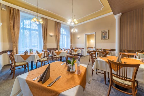 Kurhotel Metropol in Franzensbad - Hotelrestaurant &ndash; &copy; foto PM - Kurhotel Metropol