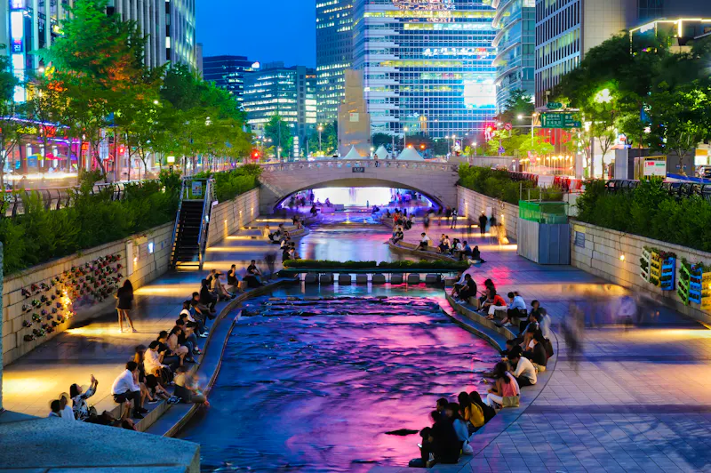 Seoul - Cheonggyecheon-Strom-Park - Südkorea - &copy;Blue Devil - stock.adobe.com