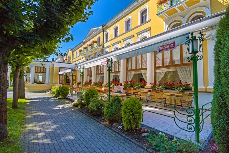 Kurhotel Belvedere in Franzensbad - Sommerterrasse – ©P22 - Kurhotel Belvedere