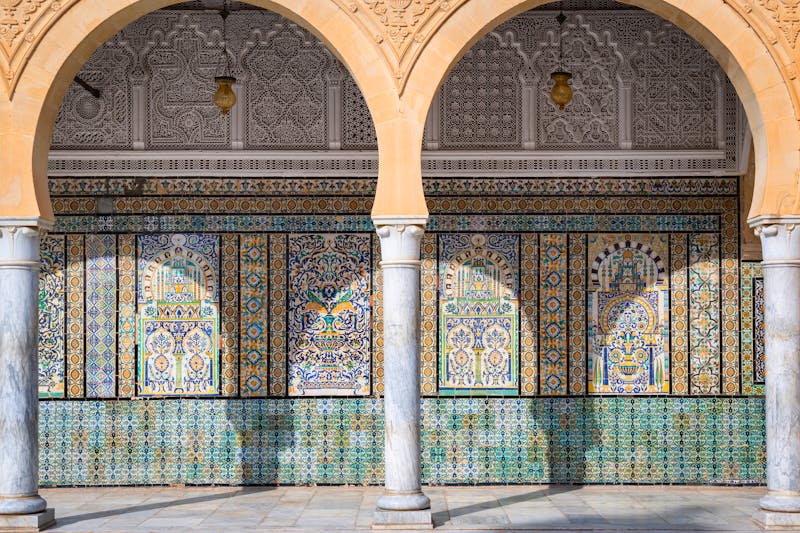 Verzierte Wände einer Moschee in Kairouan - ©Alvaro Lovazzano - stock.adobe.com