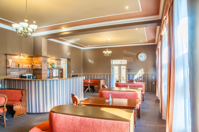 Kurhotel Dr. Adler in Franzensbad - Bar &ndash; &copy;PETERMATTPHOTO - Kulturhotel Dr. Adler