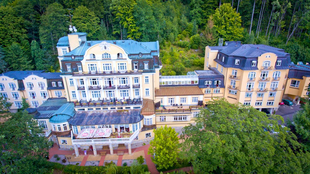 Kurhotel ROYAL in Marienbad &ndash; &copy; Tomas Dolejsi - Lázenský Hotel Royal