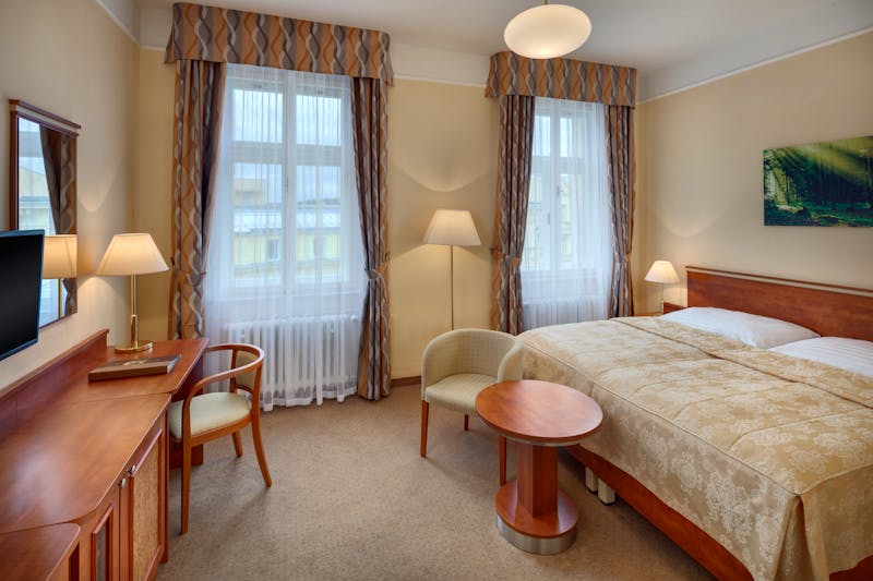 Ensana Health Spa Hotel Svoboda in Marienbad - Zimmerbeispiel – ©Foodlydoodlydoo.com