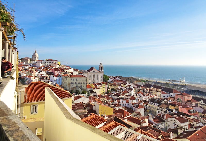 Miradouro São Pedro de Alcântara / Alfama - Blick über Lissabon - ©Sabine Letzybyll - Eberhardt TRAVEL