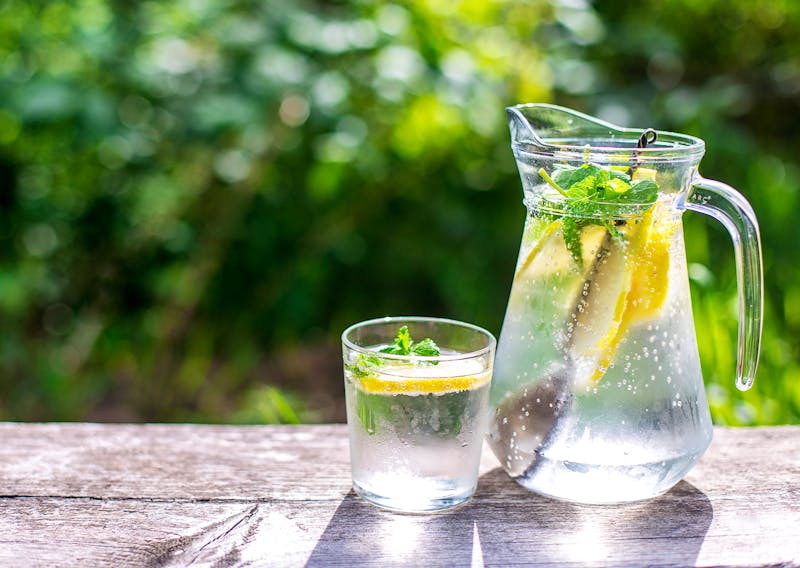 Zitronen Limonade - ©Elena - stock.adobe.com