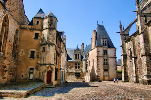 In der Altstadt von Le Mans in Frankreich &ndash; &copy; david debray - stock.adobe.com