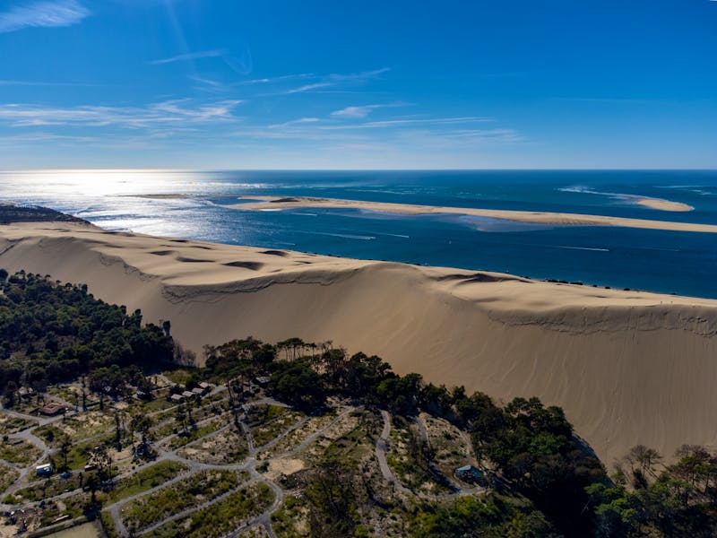 Dune du Pilat an der französischen Atlantikküste - die höchste Wanderdüne Europas - ©barmalini - stock.adobe.com