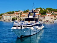 luxus yacht kreuzfahrt kroatien
