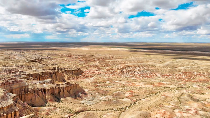 Blick über den Tsagaan-Suvarga-Canyon und die Wüste Gobi - ©Rosana - stock.adobe.com