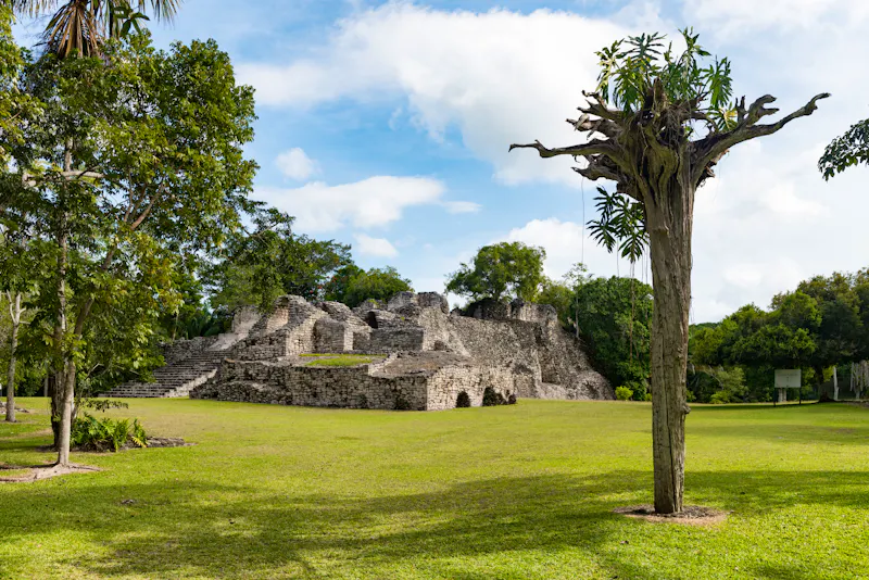 Maya-Stätte von Kohunlich - &copy;Dr. Jürgen Tenckhoff - Eberhardt TRAVEL