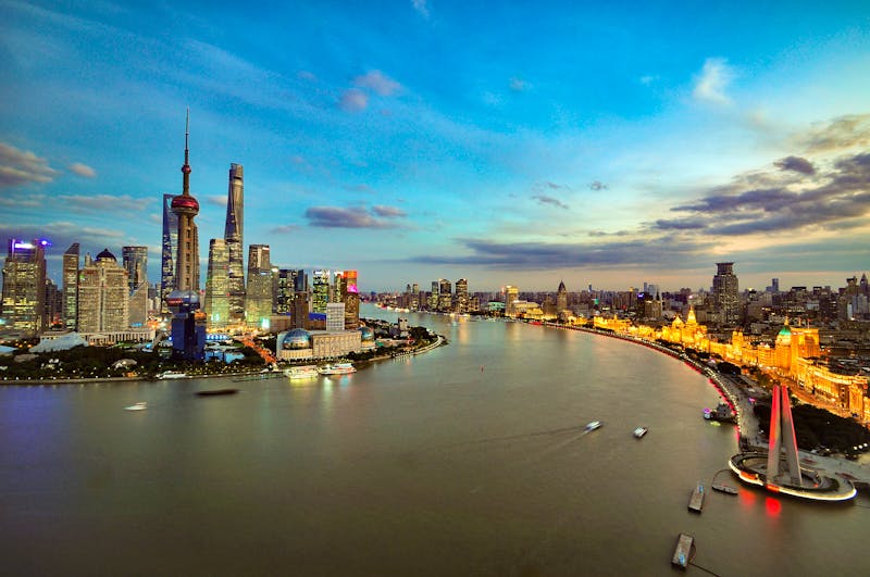 Shanghai - Blick auf Pudong und die Skyline  - ©foto_kastenhuber - stock.adobe.com