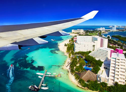 Abflug von Cancun &ndash; &copy; photlook - stock.adobe.com