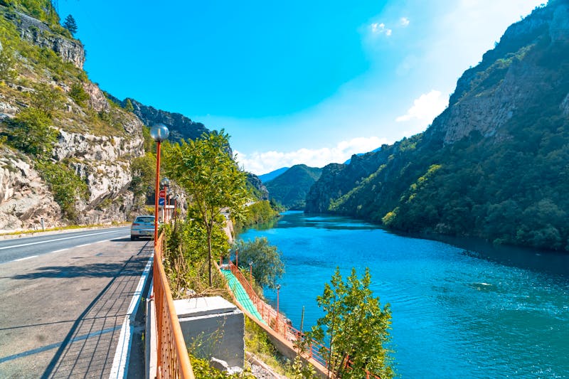 Fluss Neretva in Bosnien-Herzegowina - ©GeniusMinus - stock.adobe.com