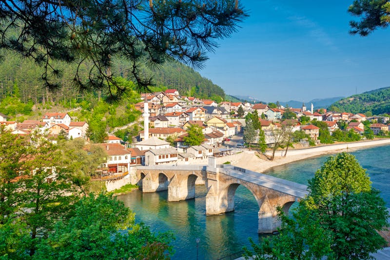 Die berühmte Steinbrücke in Konjic - Bosnien-Herzegowina - ©ttinu - stock.adobe.com