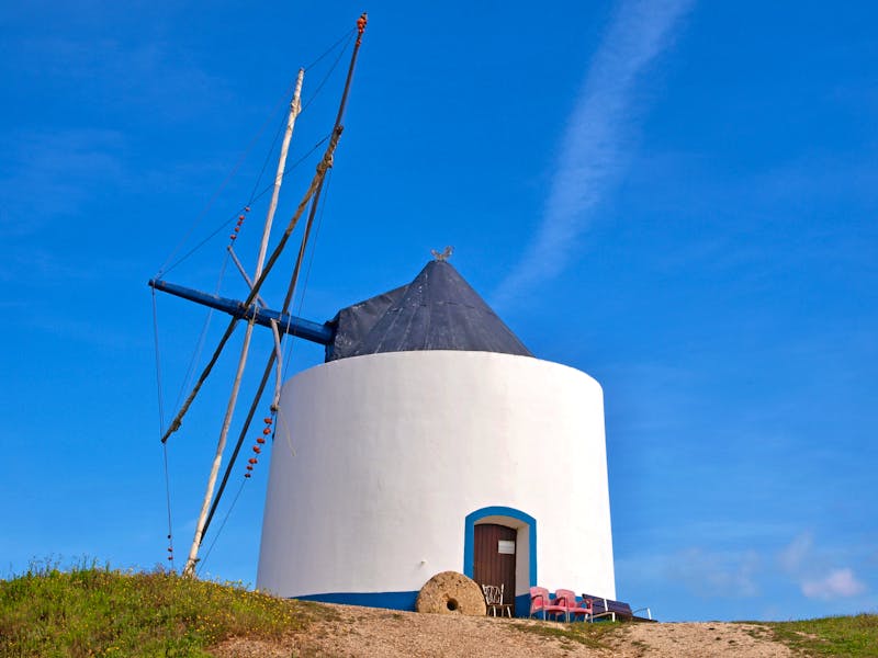 Traditionelle Windmühle in Odemira - Alentejo - ©insideportugal - stock.adobe.com