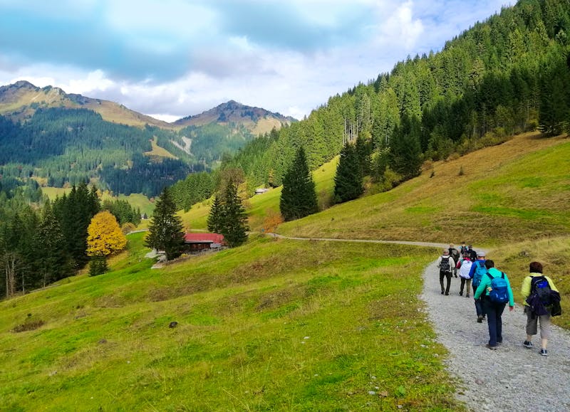Auf dem Rundwanderweg im Bärgunttal - ©Andrej Kulikov - Eberhardt TRAVEL