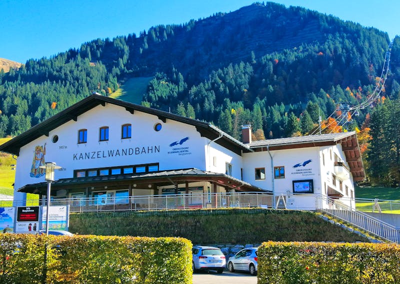 Talstation der Kanzelwandbahn - ©Andrej Kulikov - Eberhardt TRAVEL