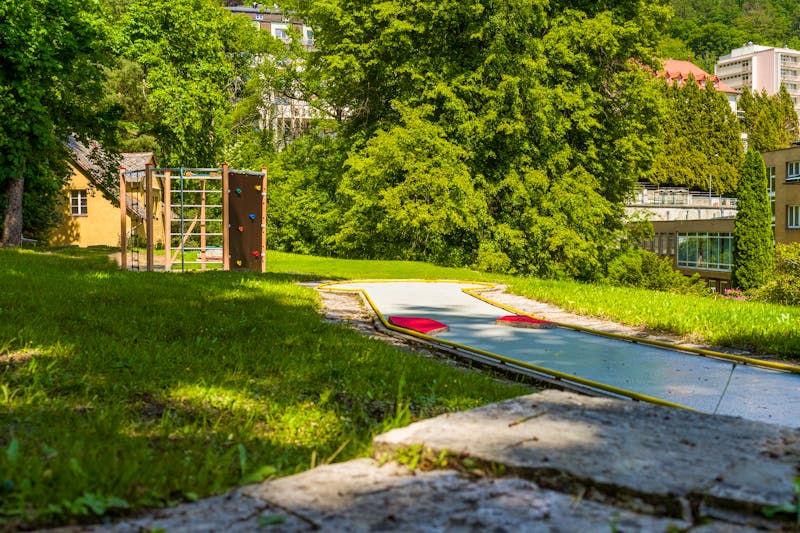 Karlsbad - Spa Resort Sanssouci - Minigolf & Spielplatz – ©Spa Resort Sanssouci Karlsbad