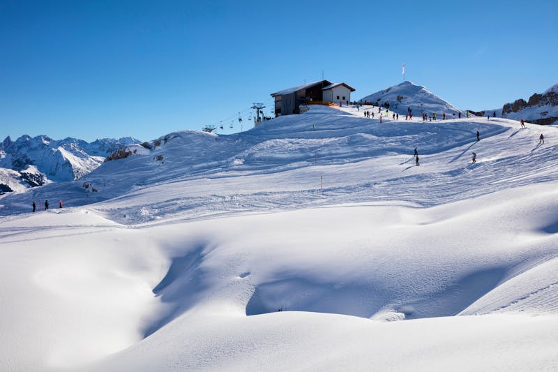 Gottesacker-Plateau am Hohen Ifen - Bergrestaurant Hahnenköpfle - ©lichtbildmaster - stock.adobe.com