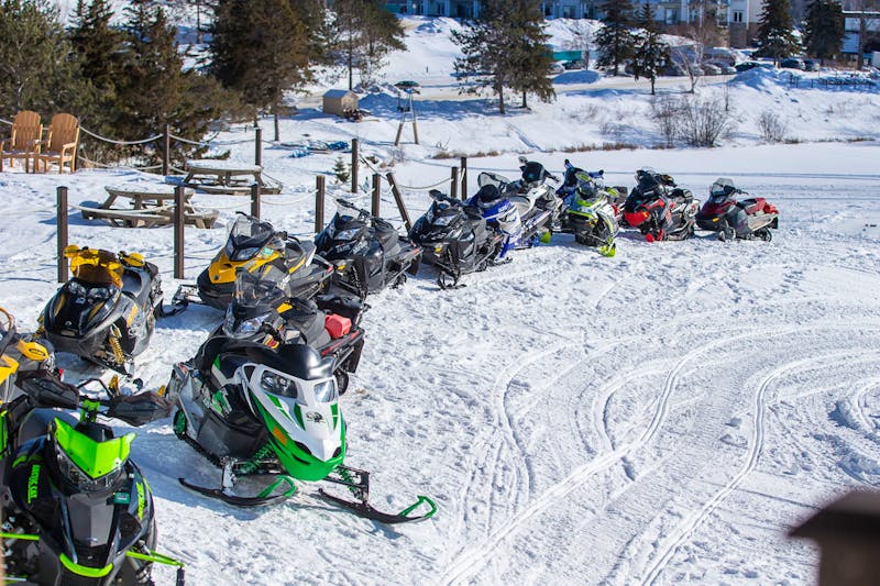 Deerhurst Resort in Huntsville - Motorschlittentour im Winter - ©Deerhurst Resort