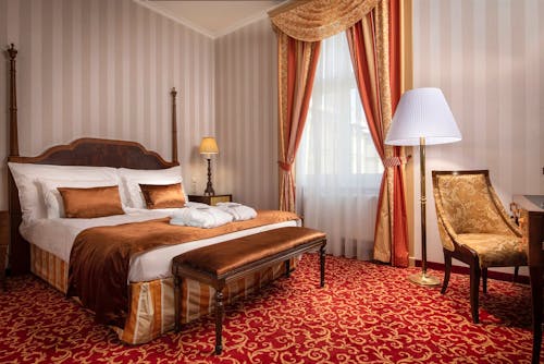 deluxe-room &ndash; &copy; 
