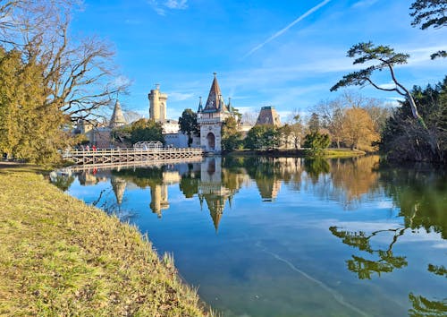 Schloss Laxenburg bei Wien &ndash; &copy; fotofritz16 - stock.adobe.com