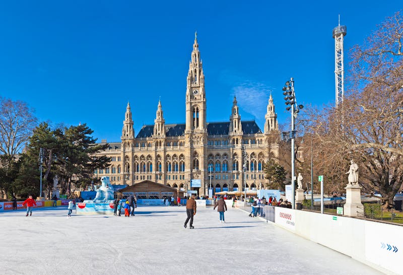 Winterstimmung am Wiener Rathaus - ©Creativemarc - stock.adobe.com