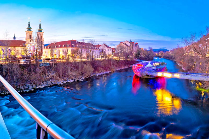 Graz am Fluss Mur - Steiermark - ©xbrchx - stock.adobe.com
