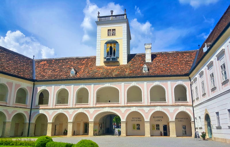 Stift Heiligenkreuz in Niederösterreich - ©Gisela Gerlach - Eberhardt TRAVEL
