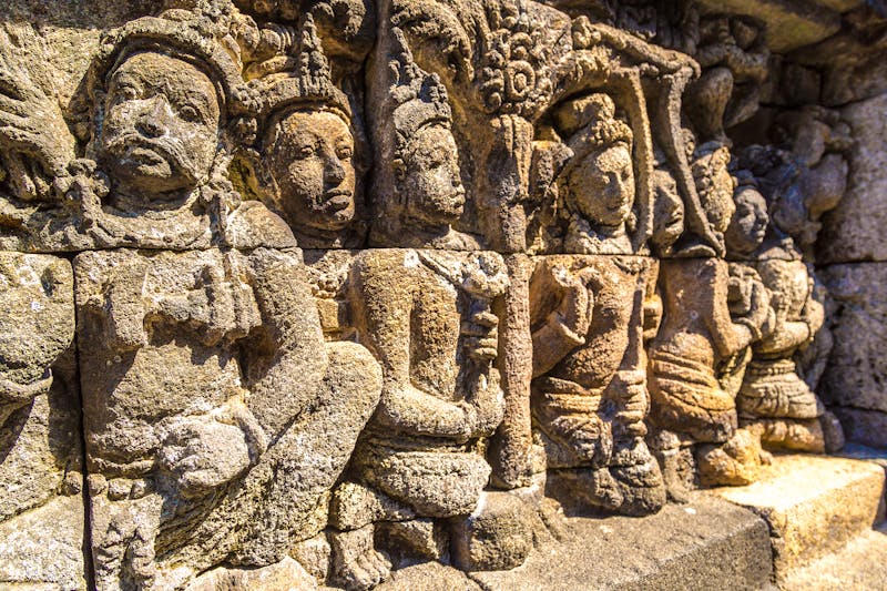 Tempelanlage von Borobodur bei Yogyakarta - Steinfries - ©Sergii Figurnyi - stock.adobe.com