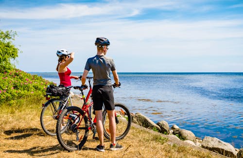 Radtour am Meer &ndash; &copy; Jacek Chabraszewski - stock.adobe.com